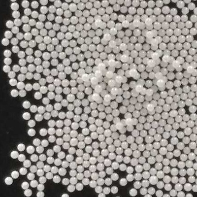 0,1 - 50mm Vật liệu mài Zirconia 3,7g / cm3 Mật độ khối lớn đối với khoáng sản phi kim loại