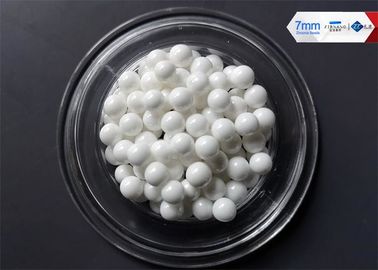 95 Yttria Ổn định zirconium Oxide Balls 1100HV Khai thác 0,5ppm / H Mất mài mòn