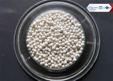 Milky White Zirconium Silicate Hạt Phương tiện truyền thông bề mặt bền bỉ Quặng / Khoáng chất mài