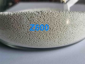 Z600 600 - 850μM Gạch bắn Peening Độ cứng cao Bề mặt nhẵn mịn Màu trắng